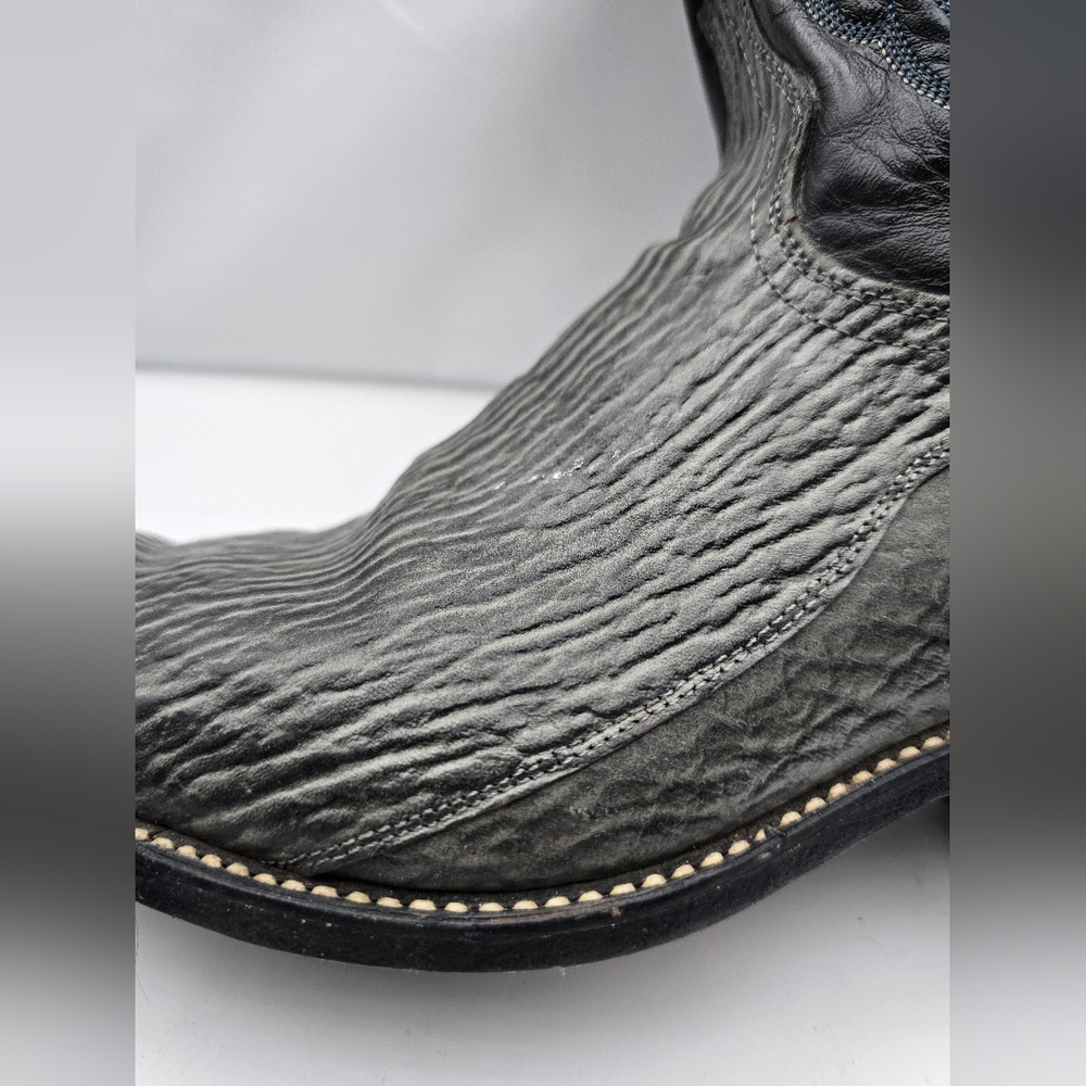 Wrangler Gray Shark Print Leather Boots - Picture 12 of 16